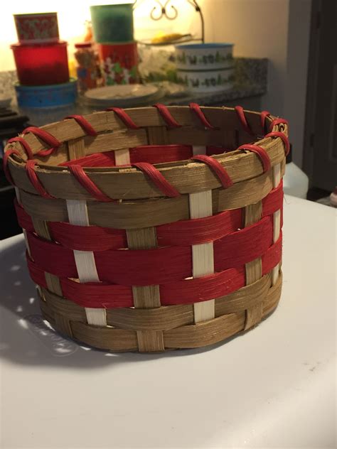 Pin by Sue Carlino on Basket weaving | Basket weaving, Basket, Picnic basket