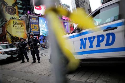 In Wake Of Attacks Tighter Security For Times Square On New Years Eve