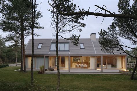 12 Characteristics Of A Modern Scandinavian House Hunker Modern