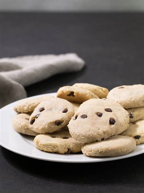 You know those moments when you eat food that's so good, you can't. Almond Flour Cookies | A Grain Free Recipe