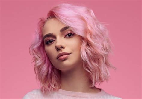 25 Sweetest Cotton Candy Hairstyles We Love