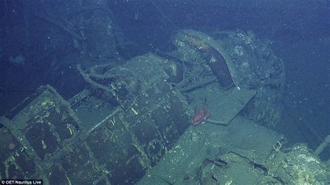 Seen On The Seabed After 60 Years Aircraft Carrier Uss Independence