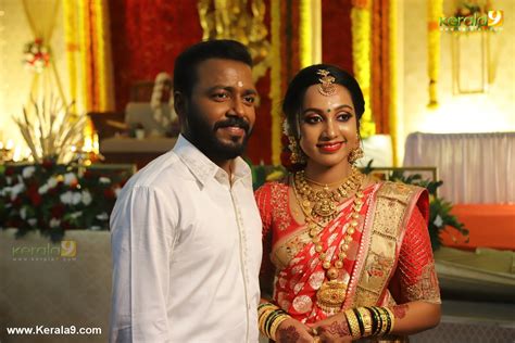 Jun 05, 2019, 06:02 am. vishnu unnikrishnan marriage photos 135 - Kerala9.com