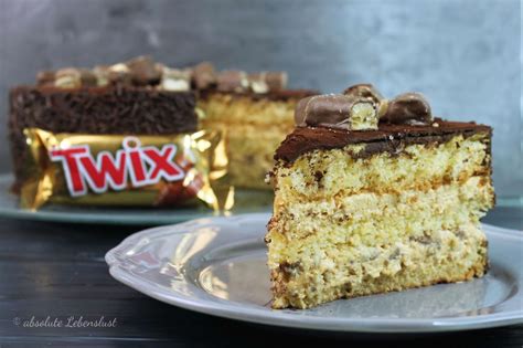 Auch kuchen kannst du nach dem backen im glas haltbar machen! Twix Torte backen - Karamell Torte Rezept | absolute ...