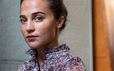 What Plastic Surgery Has Alicia Vikander Done Viral Surgery