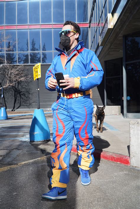 Dhgate.com provide a large selection of promotional pastrnak jersey on sale at cheap price and excellent crafts. Flashing neon ski fashion from the '90s, the Bruins ...