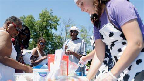 Gleaners Food Bank To Feed Indianapolis Hungry With Mobile Pantry