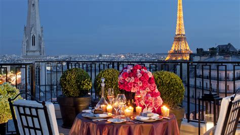 Romantic Hotel Packages In Paris Four Seasons Hotel George V Paris