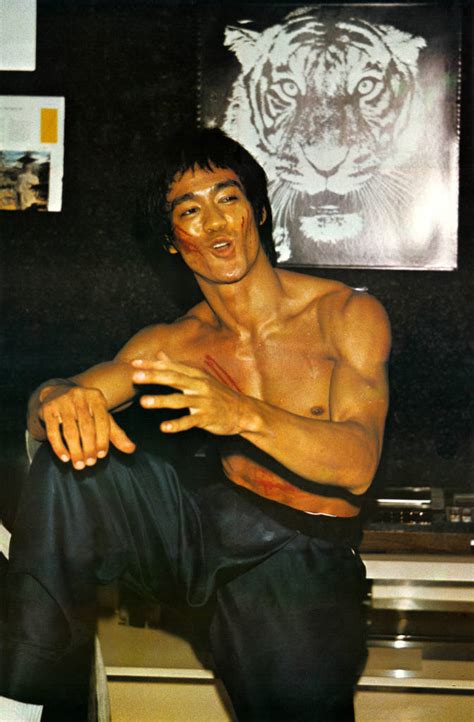 Bruce Lee Bruce Lee Photo 32792019 Fanpop