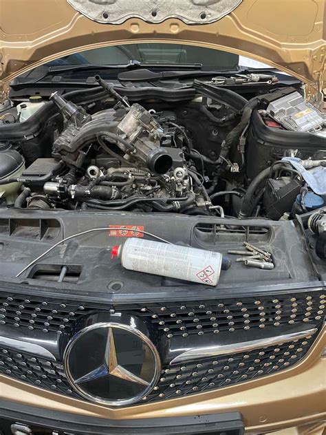 Mercedes W204 Oil Leak Job Car Accessories Car Workshops Services On Carousell