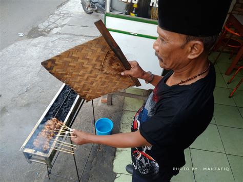 warung-sate-madura-niaga-6-mauzafiq.com – Mauzafiq