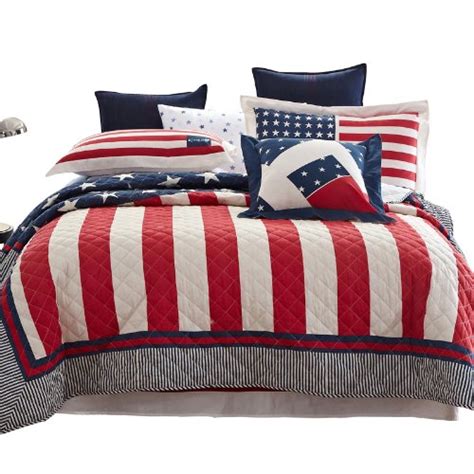Check out our patriotic bedding selection for the very best in unique or custom, handmade pieces from our duvet covers shops. Patriotic Bedding: Beautiful American Flag Comforter Sets!