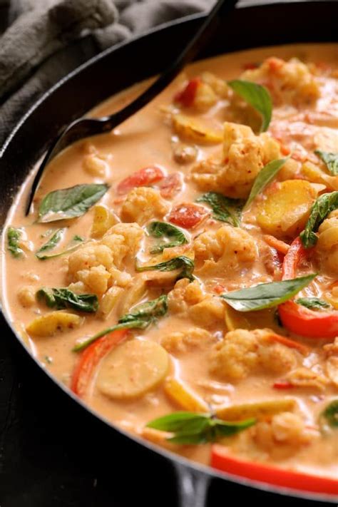 Vegan Thai Red Curry With Cauliflower And Potatoes Close Up Side View