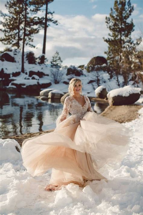 Winter Wonderland Winter Wedding Inspiration Lake Tahoe Item 11