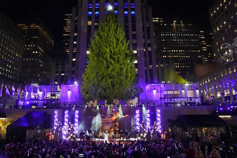 Rockefeller Centers Traditional Christmas Tree Lighting Disrupted By