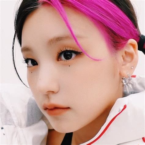 Pin By ˃̵ᴗ˂̵ On Itzy ⋆ ˚｡⋆୨୧˚ Itzy Beauty Girl Crushes