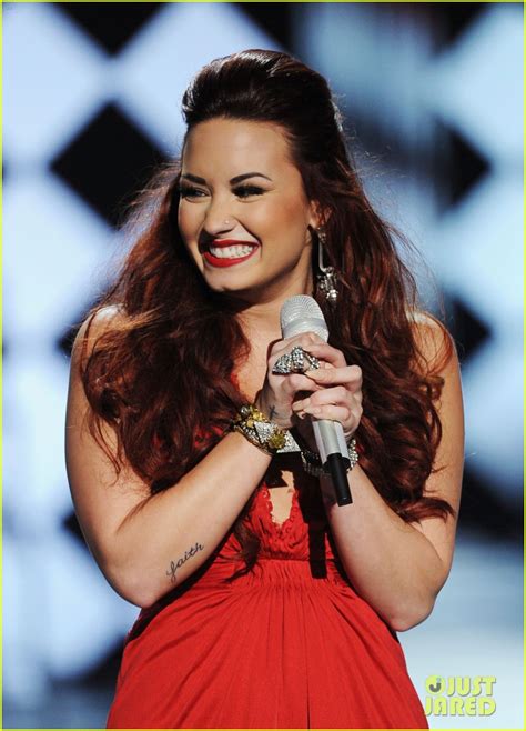 Demi Lovato People S Choice Awards 2012 Performer Photo 2616745 2012 People S Choice