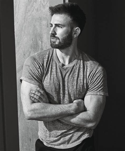 Download Chris Evans With Muscular Arms Wallpaper