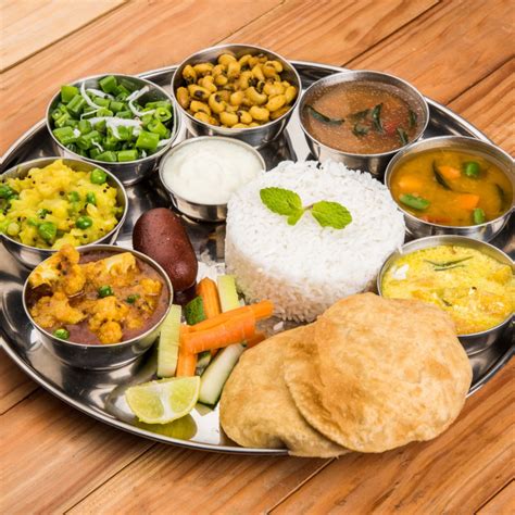 Le Thali • Le Repas Traditionnel Indien • Shrimadindia