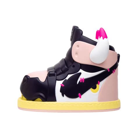 Nice Shoes Bubble Gum Edition Figure By Patrick Goodwin X Monkey