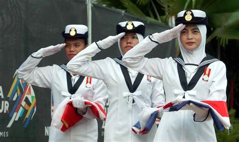 Harian Metro Kl2017 Anggota Wanita Tentera Laut Diraja