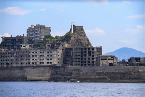 Gunkanjima Conhe A A Ilha Fantasma Japonesa De Hashima