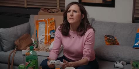 ‘snl Molly Shannon Gets Addicted To A Video Game Of Herself