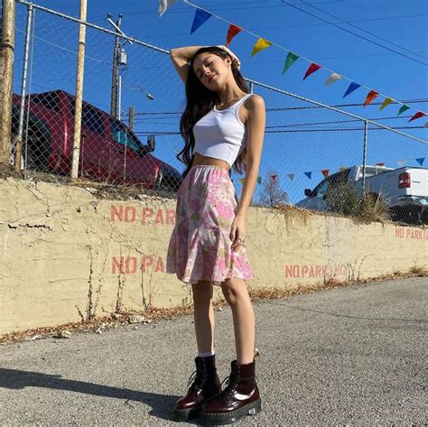 Olivia Rodrigo Outfits Instagram Marva Wendt