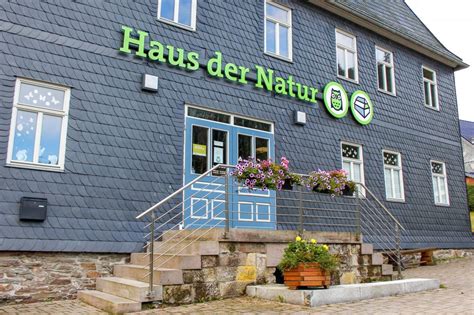 Hier wo das wildromantische schwarzatal auf den rennsteig trifft, ist natur trumpf! Haus der Natur - Großbreitenbach Plus