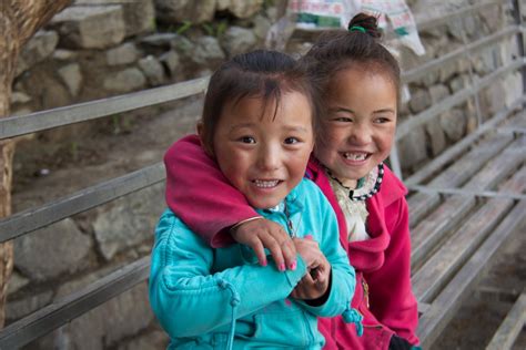 Fotos Gratis Persona Gente Jugar Asiático Niño Sonreír Nepal