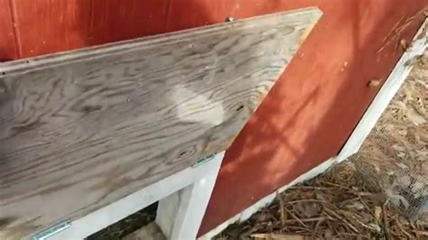So this week i finally tackled building my own automatic chicken coop door. Simple DIY Automatic Chicken Coop Door - YouTube