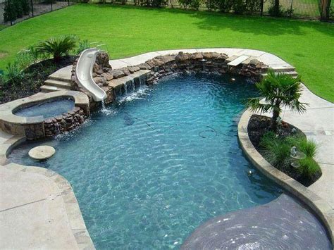 30 Brilliant Backyard Design Ideas With Swimming Pool That Look So