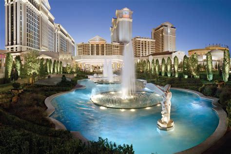 Do You Have To Pay The Resort Fee At Caesars Palace?