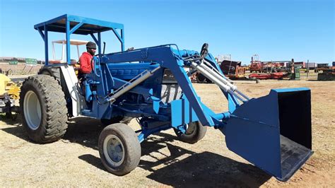 Ford 5000 Tractor Front End Loader