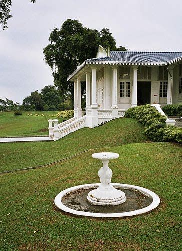 Located along jalan skudai, johor bahru, the mosque was constructed between 1892 and 1900, under the direction of sultan abu bakar. Johor Trip: Shots of the Sultan Abu Bakar Royal Museum