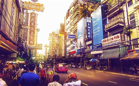 Bangkok, Thailand: A Complete Backpacker's Guide to the Capital