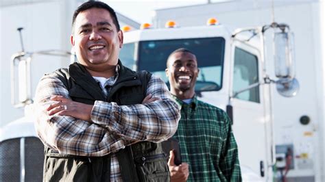 How Much Does an Owner Operator Truck Driver Make