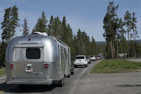 Reasons You Should Not Buy A Travel Trailer Or Fifth Wheel Rv