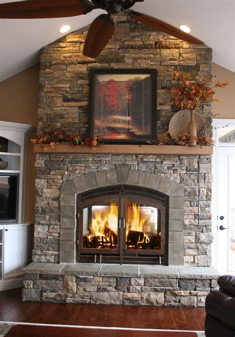 Unique fireplace decorating ideas for fall for your cozy home | Natural