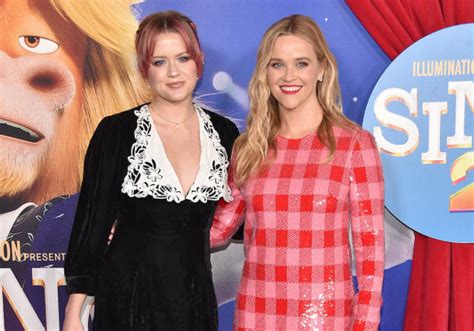 Reese Witherspoon Et Ava Phillippe Duo Mère Fille Sur Le Tapis Rouge