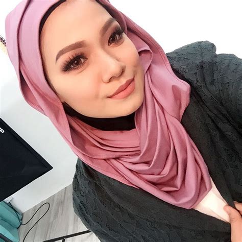 Mula dikenali ramai menerusi drama hello, mr. Biodata Nur Ruhainies Heroin Hello Mr Perfect | dLayari