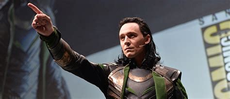 Tom Hiddleston As Loki Crashed Marvel Studios Sdcc Panel The Mary Sue