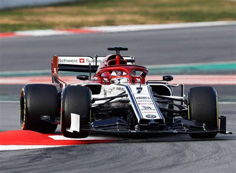 Zum thema formel 1 2021 findest du magazin, rennkalender, teams & fahrer, fahrerwertung, teamwertung, rennstrecken, diashows, videos, bilder, schlagzeilen. Mit 39 Jahren ist Kimi Räikkönen der ältester Formel-1 ...