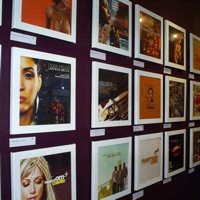 4.7 out of 5 stars 254. 5 Ideas for Upcycling Vinyl Records | Vinyl record display ...