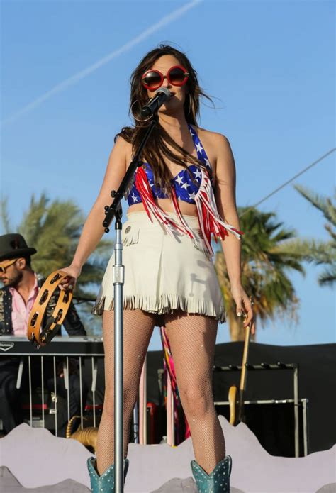 Kacey Musgraves Performs At 2015 Stagecoach Californias Country Music