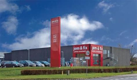 Meningen med jem & fix, er at være et. Jem & Fix åbner nyt byggemarked | BygTek.dk