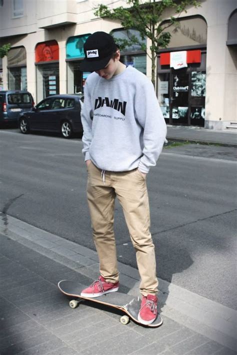 Pin By Daruo Wang On Ui Skater Outfits Streetwear Men Outfits