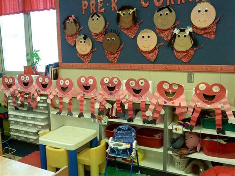It has photos, ideas, supplies & printable classroom decor to will make set up easy and affordab. 1000+ images about Western Classroom Decorations on ...