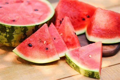 How Do You Know If Your Watermelon Is Bad Measuring The Freshness
