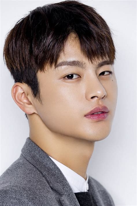 First korean tv show i've watched in a long while and it's super. Seo In-guk Biography - YIFY TV Series